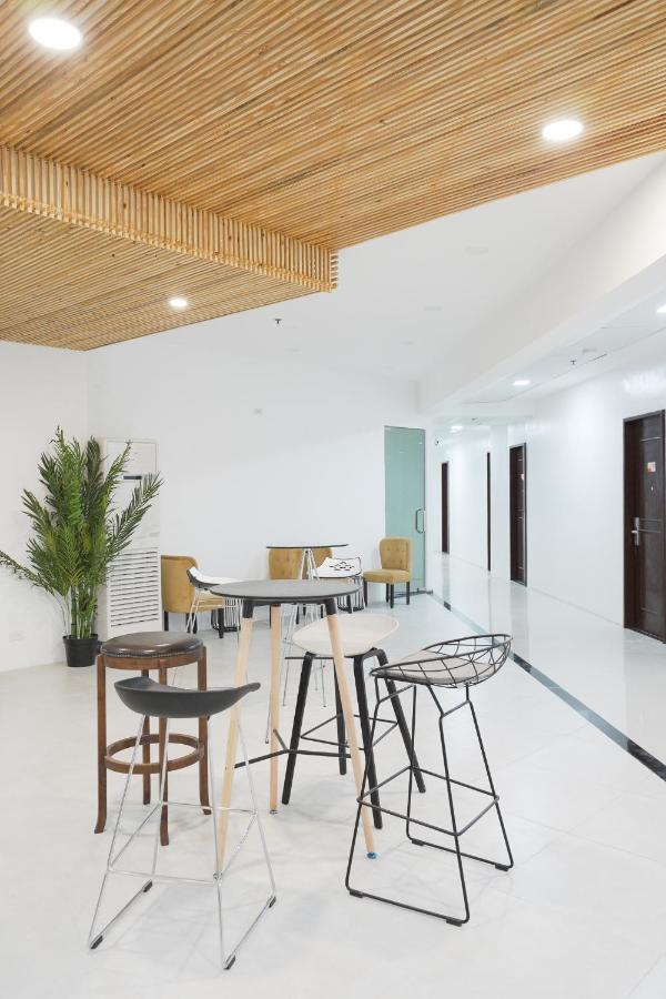 Travelbee Airport Inn Lapu-Lapu City Kültér fotó