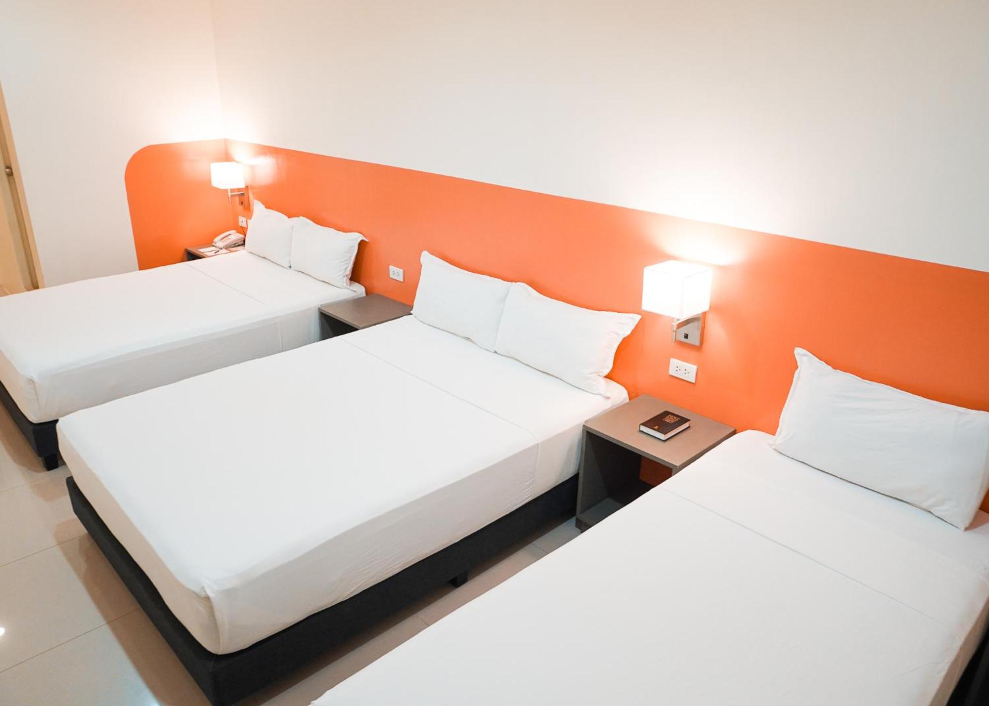 Travelbee Airport Inn Lapu-Lapu City Kültér fotó