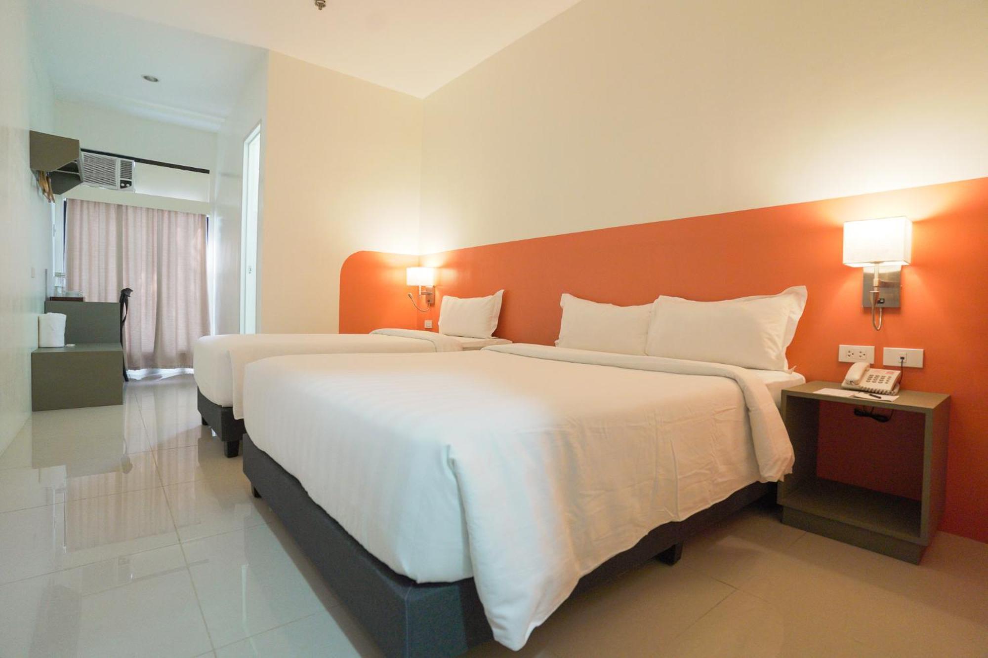 Travelbee Airport Inn Lapu-Lapu City Kültér fotó