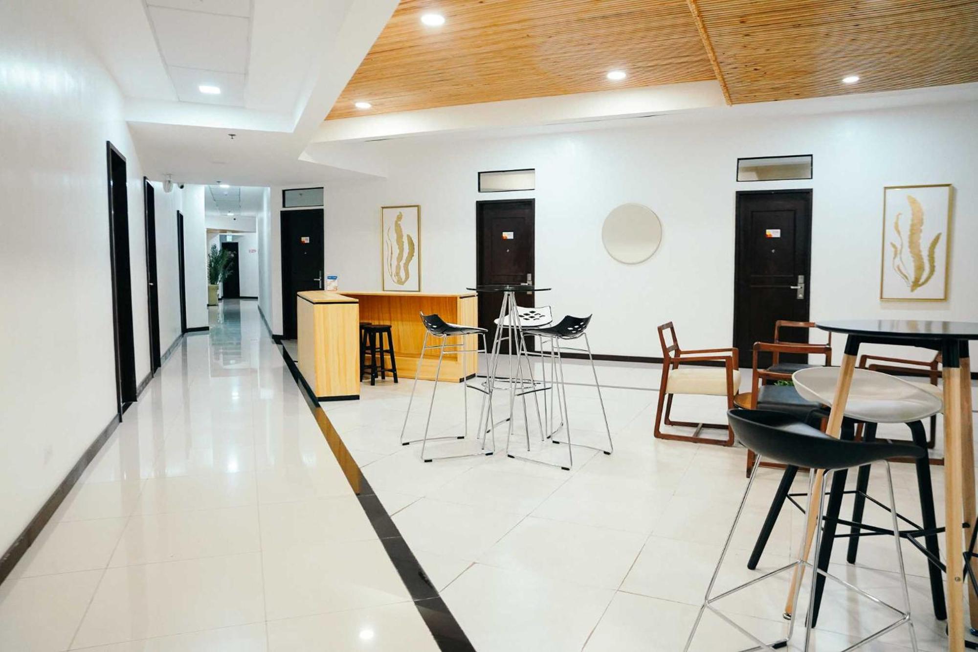 Travelbee Airport Inn Lapu-Lapu City Kültér fotó