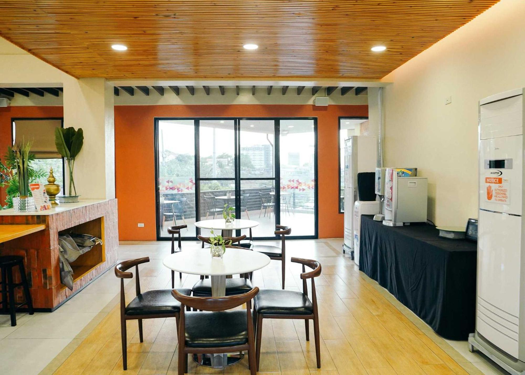 Travelbee Airport Inn Lapu-Lapu City Kültér fotó